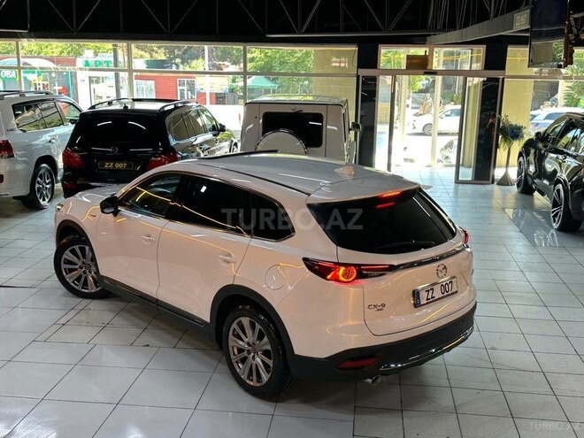 Mazda CX-9-12