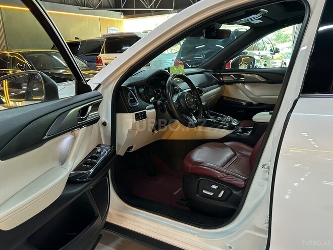 Mazda CX-9-13