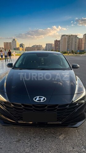 Hyundai Elantra-8