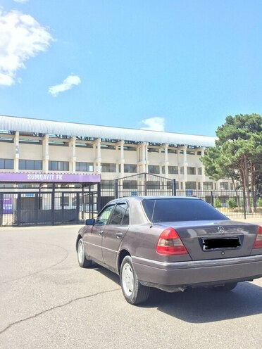 Mercedes C 180-3