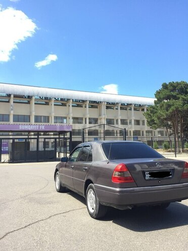 Mercedes C 180-6