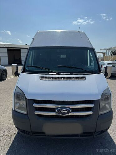 Ford Transit-1