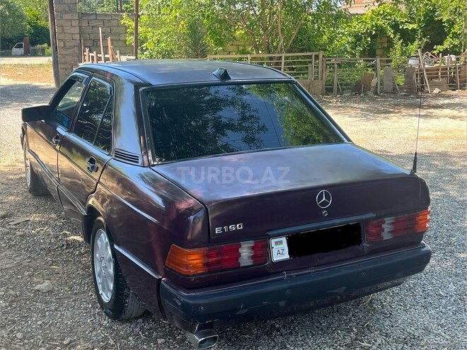 Mercedes 190-5