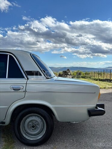 LADA (VAZ) 2106-7