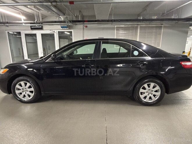 Toyota Camry-8