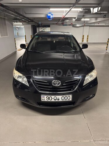 Toyota Camry-1