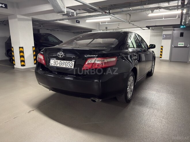 Toyota Camry-7