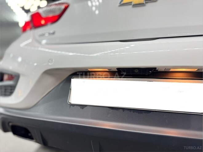 Chevrolet Cruze-16
