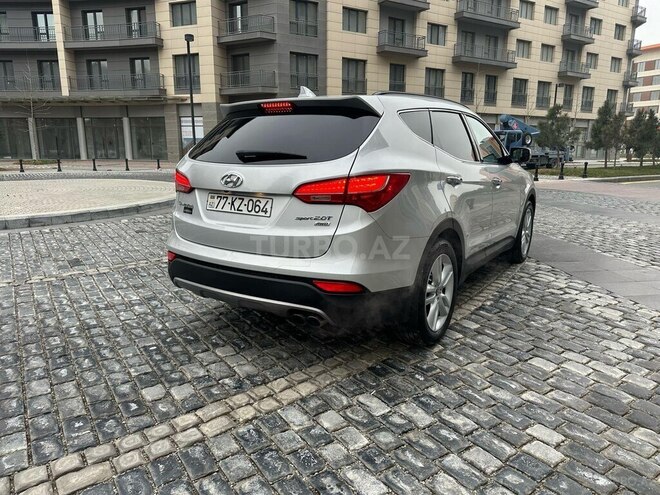 Hyundai Santa Fe-14