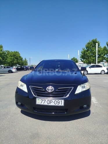 Toyota Camry-1