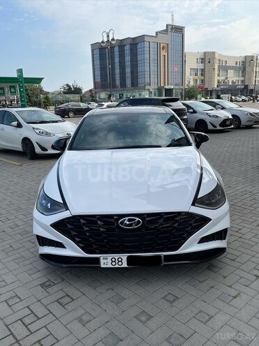 Hyundai Sonata-1