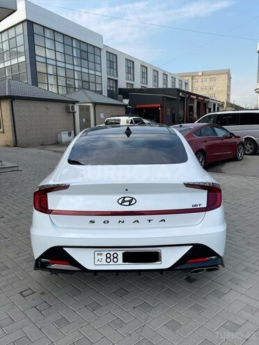 Hyundai Sonata-6