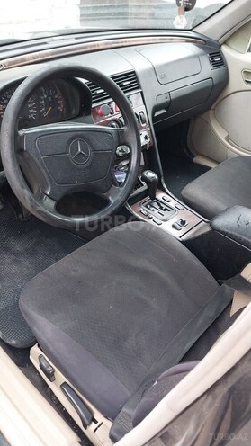 Mercedes C 180-5