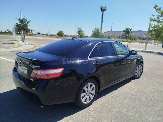 Toyota Camry-12
