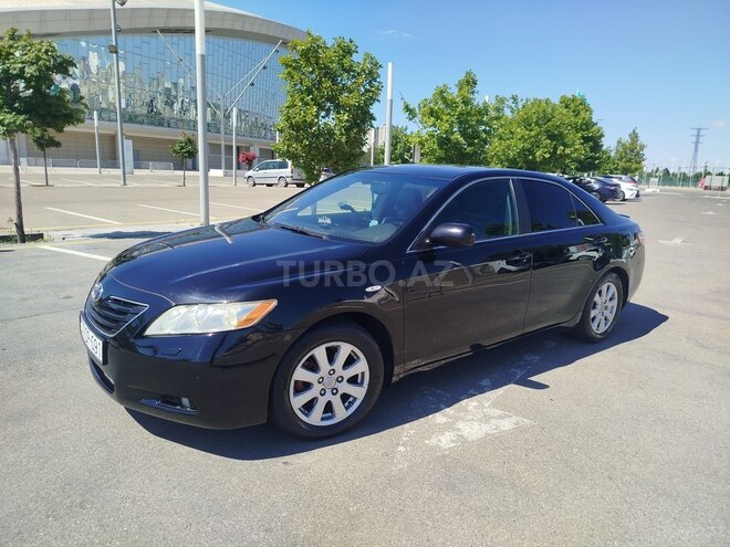 Toyota Camry-5