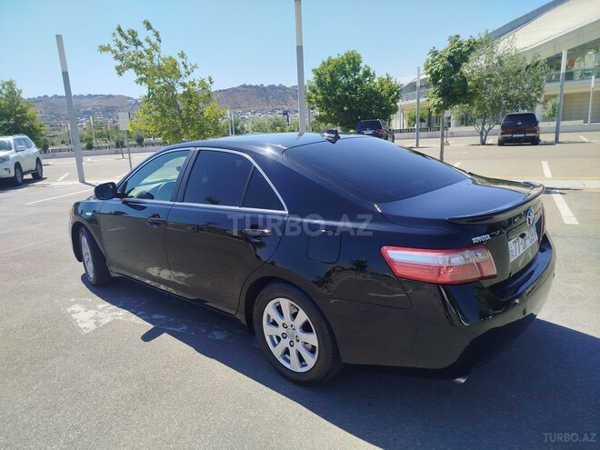 Toyota Camry-6
