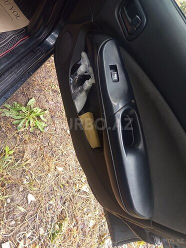 Nissan Sunny-4