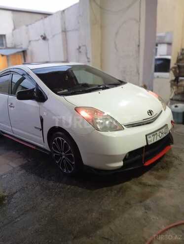 Toyota Prius-1
