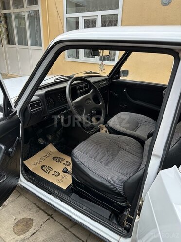 LADA (VAZ) 2107-18
