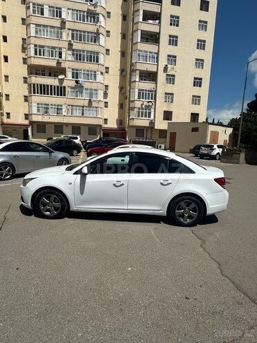 Chevrolet Cruze-4