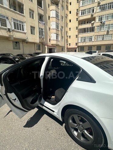 Chevrolet Cruze-7