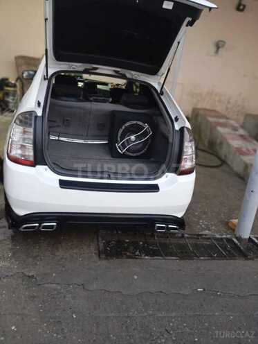 Toyota Prius-6