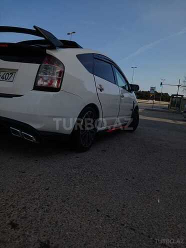 Toyota Prius-3