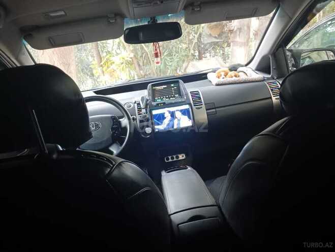 Toyota Prius-9