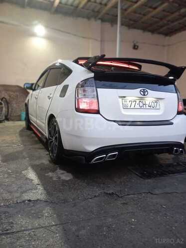 Toyota Prius-10