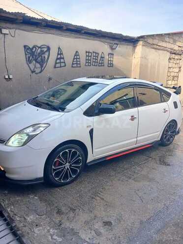 Toyota Prius-5