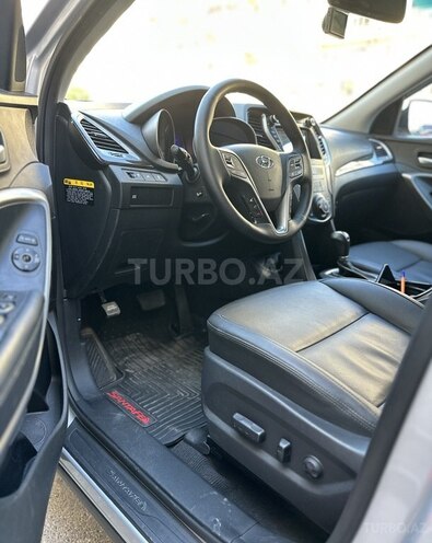 Hyundai Santa Fe-11