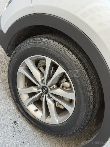 Hyundai Santa Fe-21