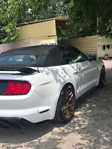 Ford Mustang-8