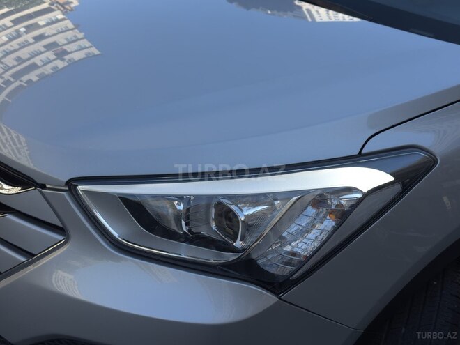 Hyundai Santa Fe-19