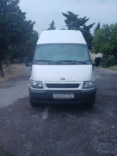 Ford Transit-1