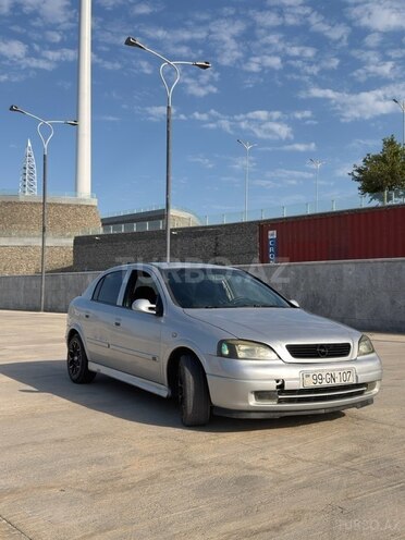 Opel Astra-2