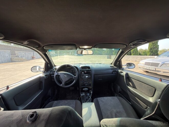 Opel Astra-9