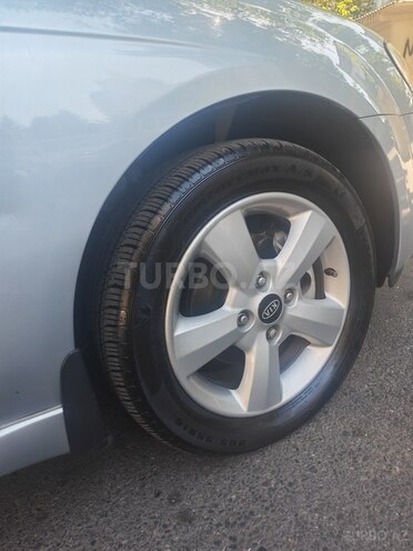 Kia Cerato-13