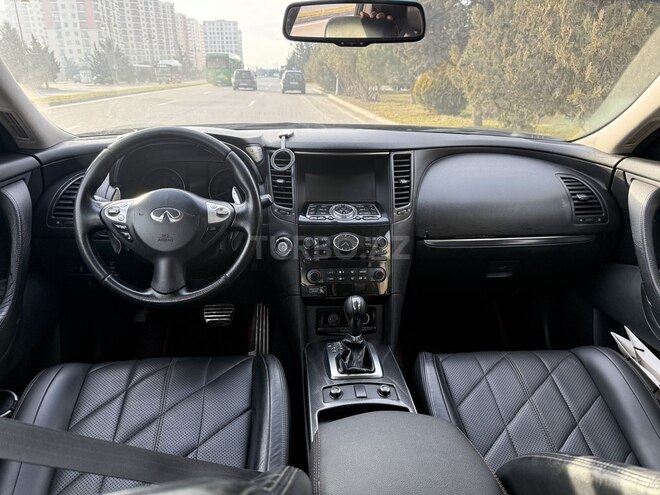 Infiniti FX35-4