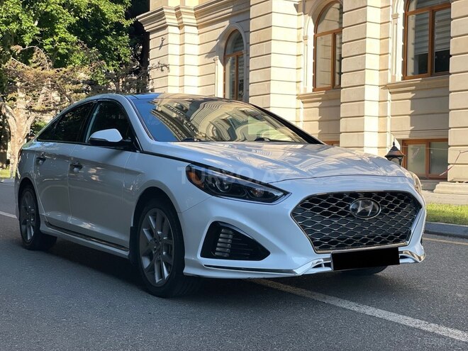 Hyundai Sonata-4