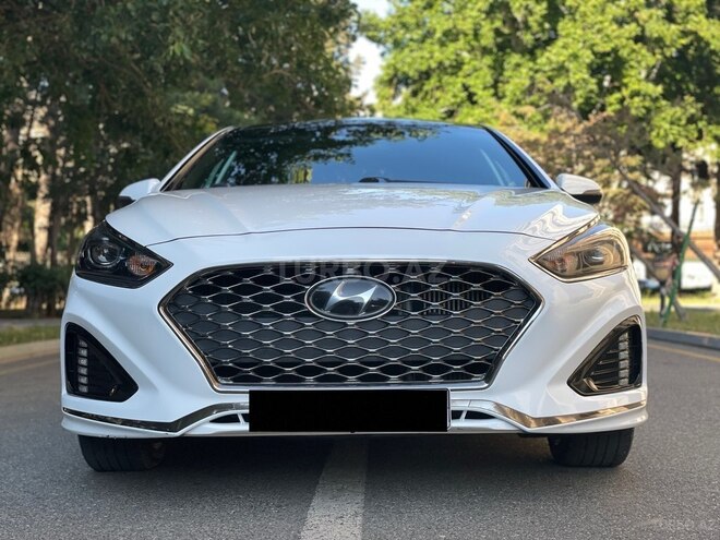 Hyundai Sonata-2