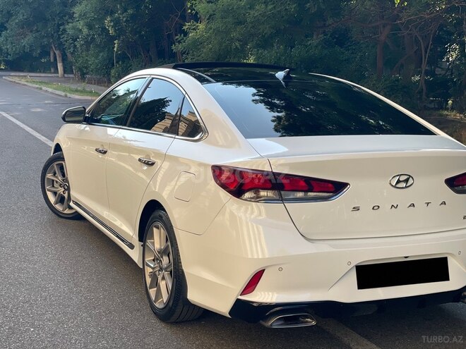 Hyundai Sonata-10
