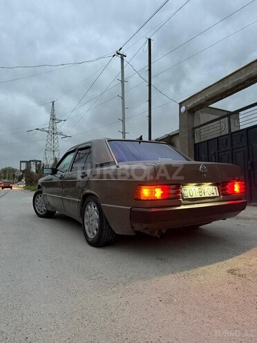 Mercedes 190-3