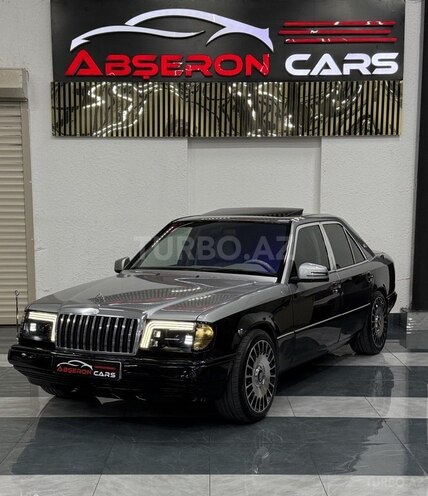 Mercedes 220 E-1