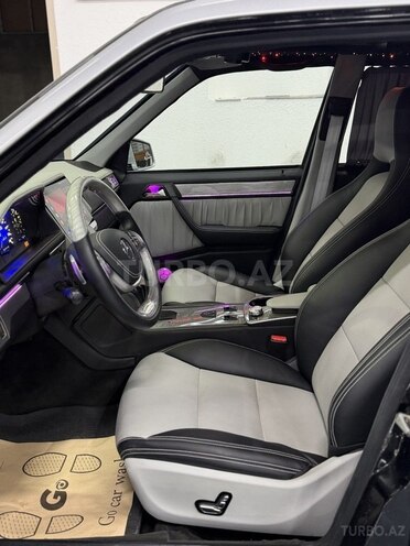 Mercedes 220 E-16