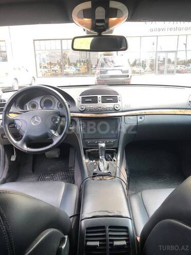 Mercedes E 220-9