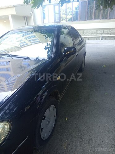 Nissan Sunny-7