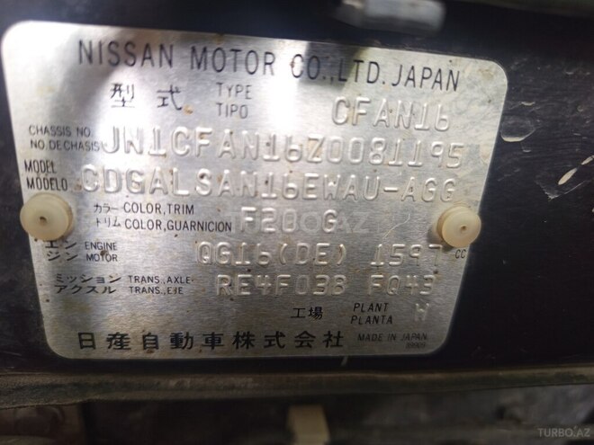 Nissan Sunny-11