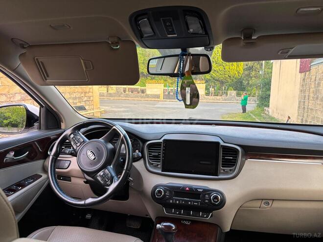 Kia Sorento-3