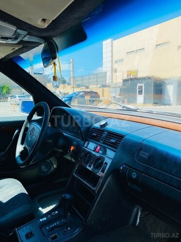 Mercedes C 220-9